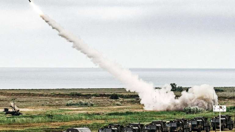 НАТО просить країни-члени збільшити наземні засоби ППО у п’ять разів — Bloomberg