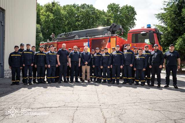 Рятувальники Полтави отримали універсальний автомобіль_1