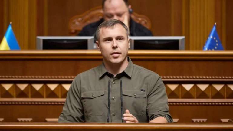 Роман Костенко - народний депутат України, секретар парламентського комітету з питань національної безпеки, оборони та розвідки.