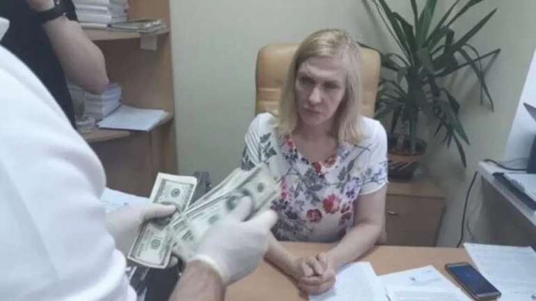 Мобілізована екссуддя отримала вирок за хабар