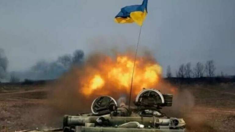 Зеленський продовжує здавати території