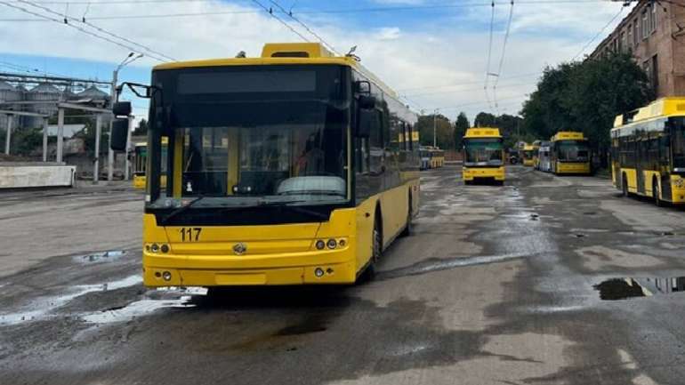 Забагато слів і жодних справ: кияни здивовані кризою тролейбусної галузі Полтави