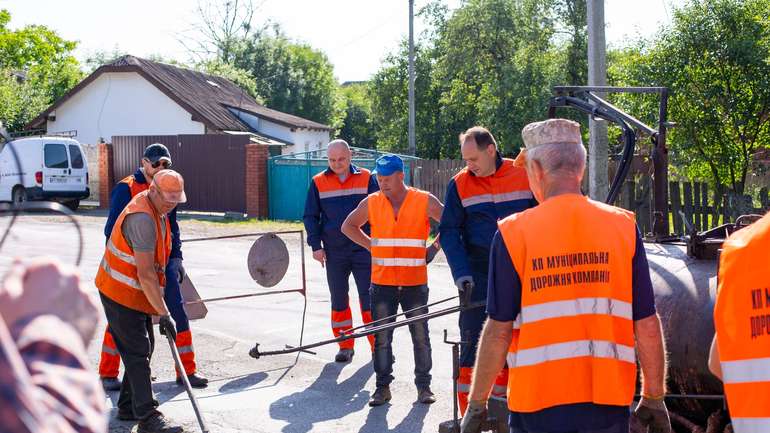 Чиновники в Івано-Франківську будуть латати дороги
