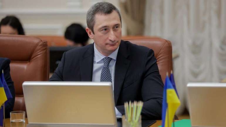 Прокурори просять суд відсторонити віцепремʼєра Чернишова від посади