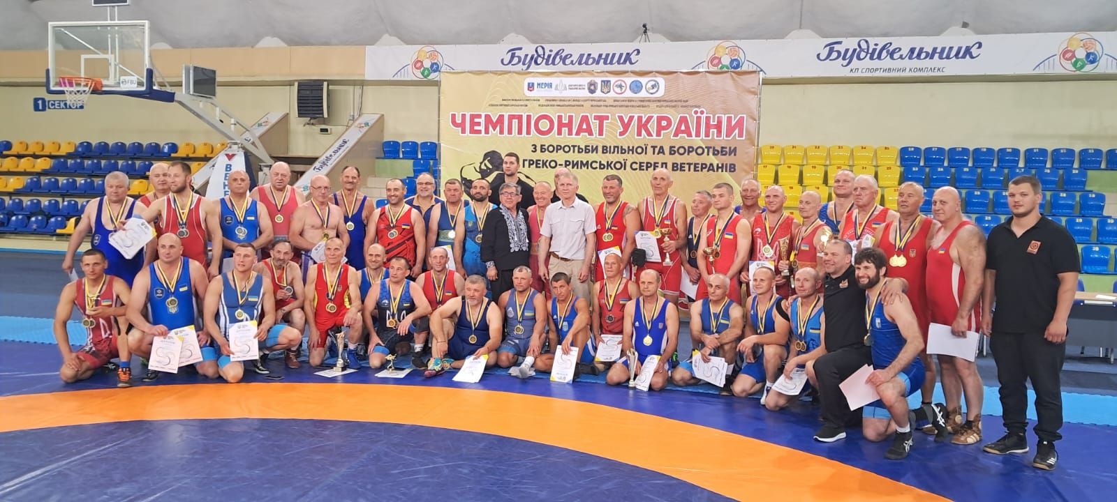 Збірна команда Полтавської області з вільної боротьби стала чемпіоном України_1