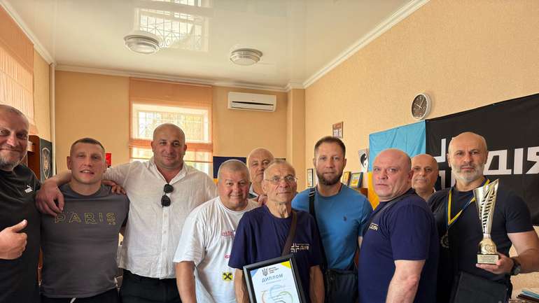 ДІЯ відзначила чемпіонів України