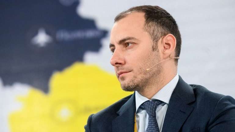 ДБР прийшло з обшуками до ексміністра Кубракова через ймовірне шахрайство