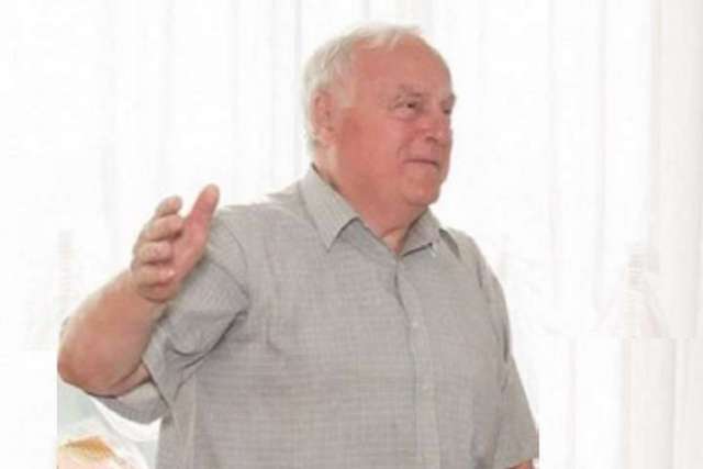 Борис Плахтій