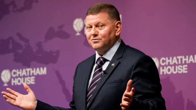 З Лондону видніше