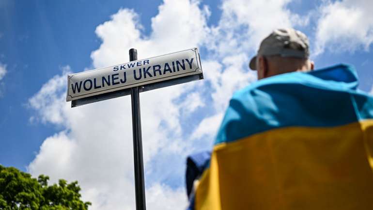 Польша планує змінити умови для переселенців з України