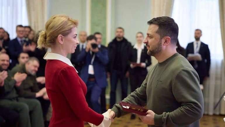 Чернишову Героя?