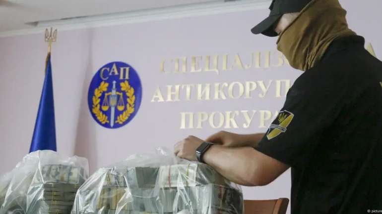 НАБУ і САП під ударом: кого вони реально притягнули до відповідальності