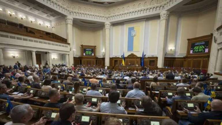 18 фігурантів справ НАБУ проголосували за закон, що позбавляє Бюро незалежності