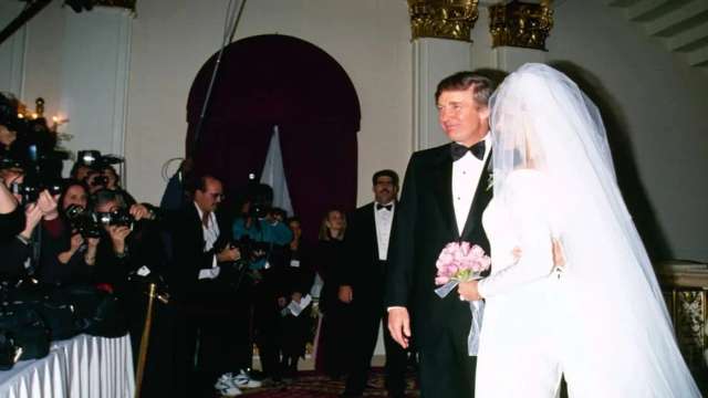 Епштейн був присутній на весіллі Трампа_3
