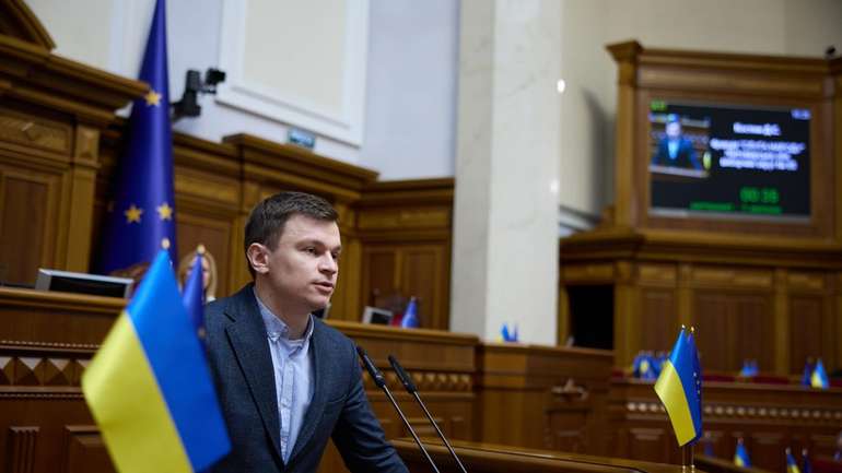 Нардеп Костюк виходить з фракції «Слуга народу»