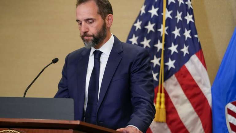 У США розпочали розслідування щодо колишнього спецпрокурора Джека Сміта