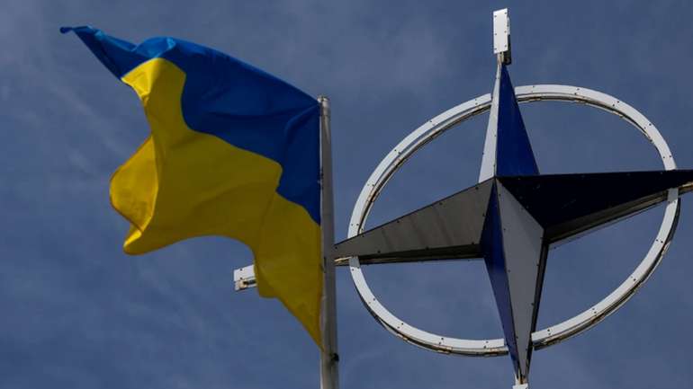 НАТО зацікавлене в Україні не менше, ніж навпаки, - Огризко