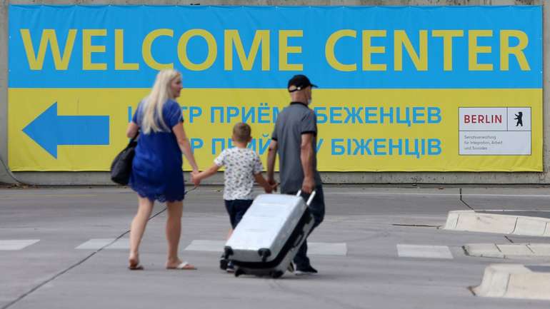 Українські біженці зупинили скорочення частки молоді в Німеччині