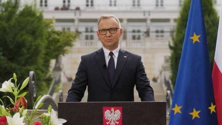 Дуда виступив з останнім зверненням перед відходом з посади президента