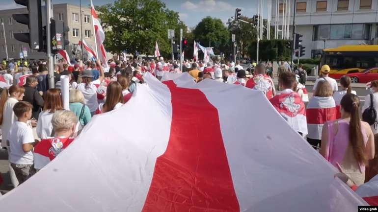 Білоруська опозиція вичікує момент