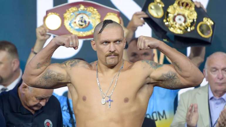Стали відомі деталі прохання Усика відтермінувати захист поясу WBO