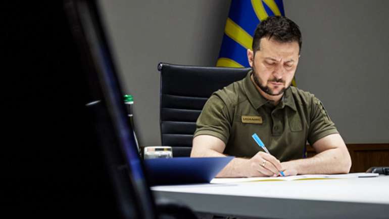 Зеленський запровадив санкції проти Зеленського та інших родичів путіна