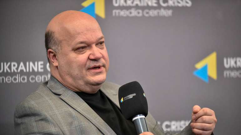 Не чіпайте Конституцію під час війни!