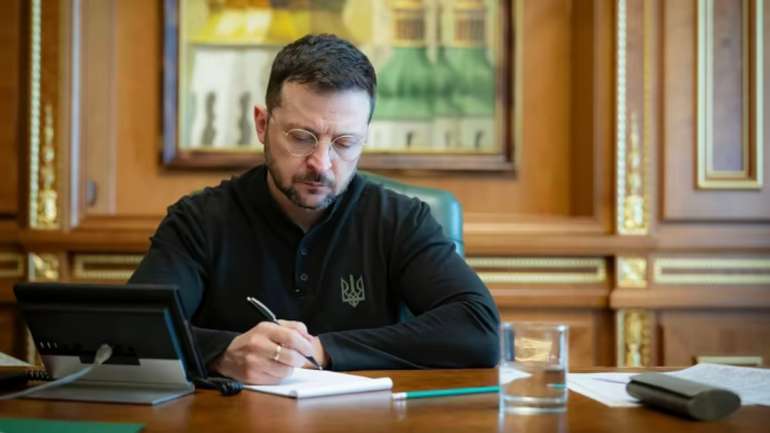 Громадськість закликає Зеленського ветувати закон щодо обмеження доступу до реєстрів