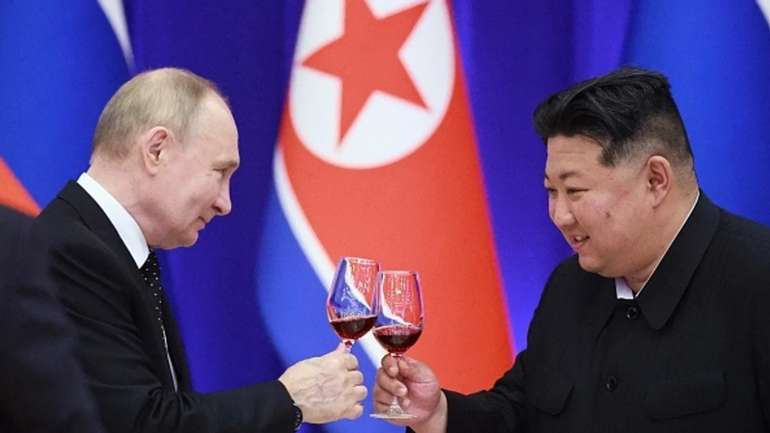 путін, Фіцо і Кім Чен Ин відвідають військовий парад у Китаї