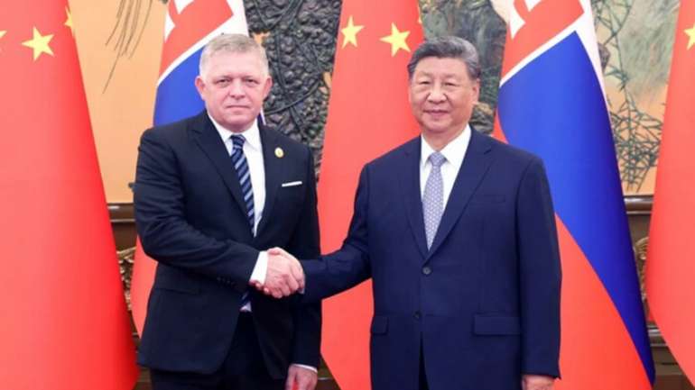 Сі Цзіньпін доручив Фіцо просувати інтереси Китаю в ЄС