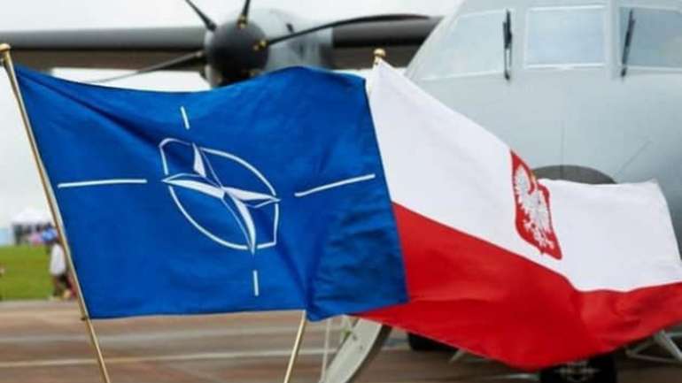 НАТО не розглядає появу дронів над Польщею як напад — Reuters