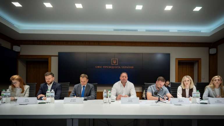 Офіс президента викрили у накрутці лайків під фото Єрмака