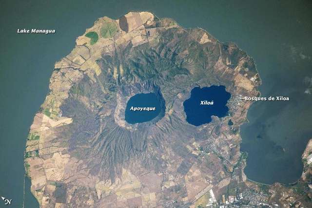 Природа пожартувала: супутник NASA знайшов моторошні «очі» у США_1