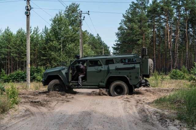 Таємні контракти і мільярдні переплати: тіньова сторона української оборонки_7