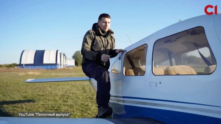 Секретар міськради Дніпра під час службових відряджень літає Європою приватним літаком
