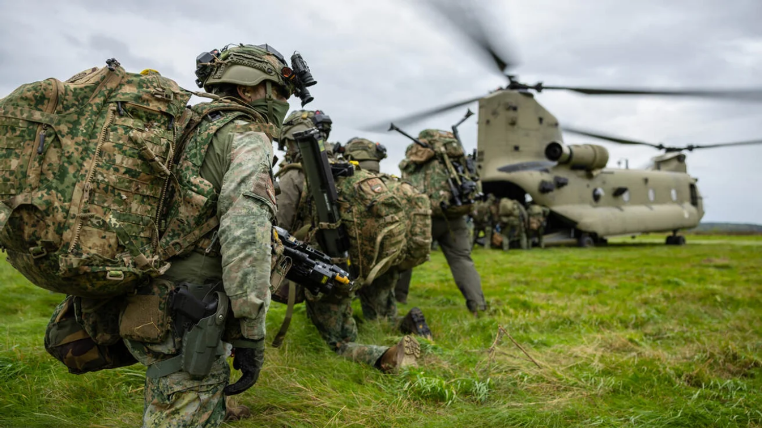 Під час навчань НАТО у Польщі помітили невідомі дрони