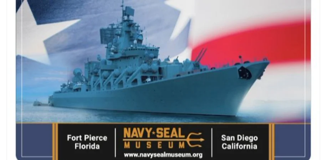 Морських котиків США привітали з 250-річчям листівками з російським військовим кораблем