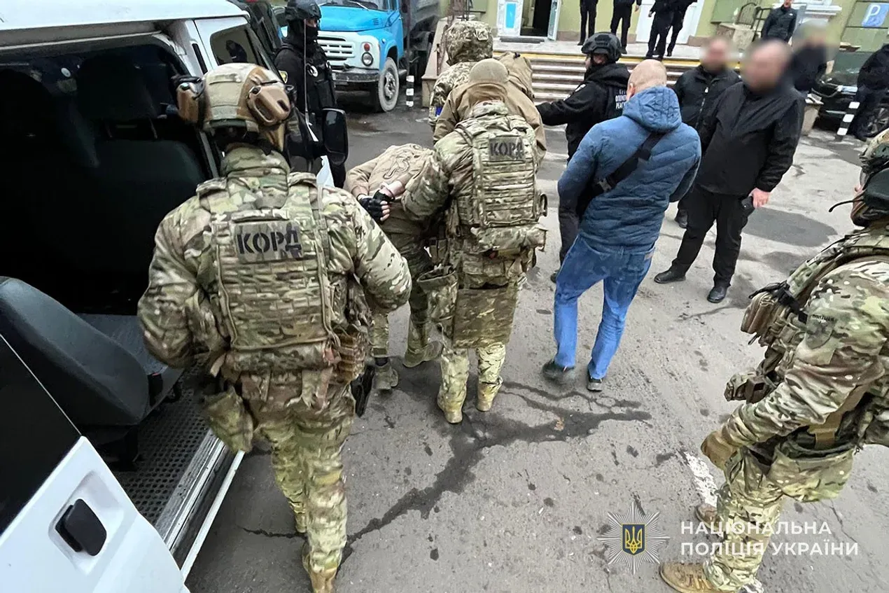 На Тернопільщині військові викрадали людей та побоями вимагали у них гроші