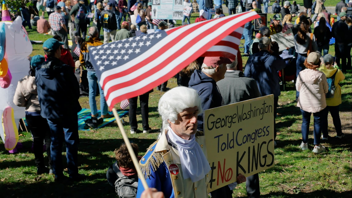 «Без королів»: у США проходять протести проти Трампа