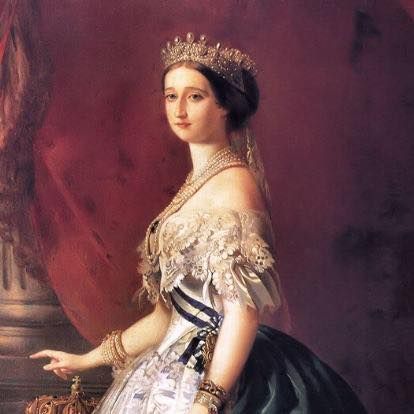 Злочинці пограбували Лувр: поцупили діадему Жозефіни і коштовності Наполеона_1