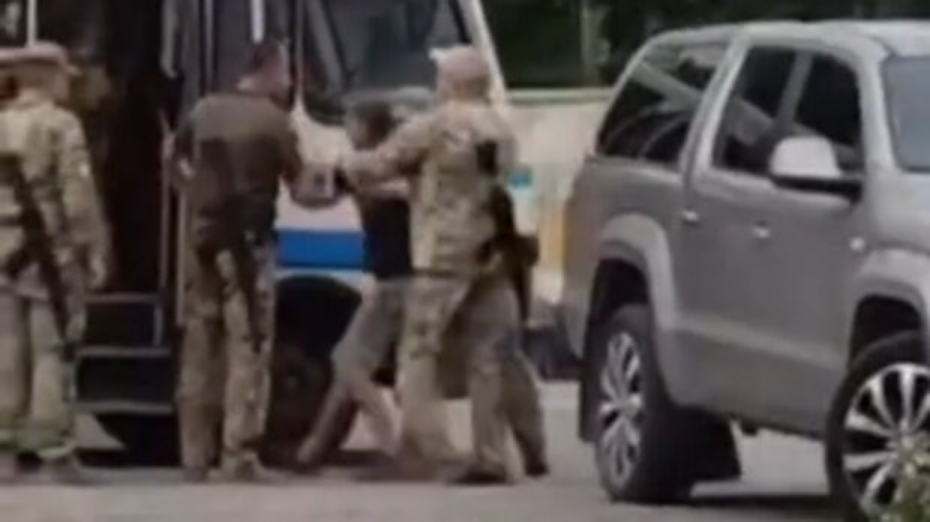 Гончаренко пропонує заборонити ТЦК вручати повістки поза межами своїх центрів