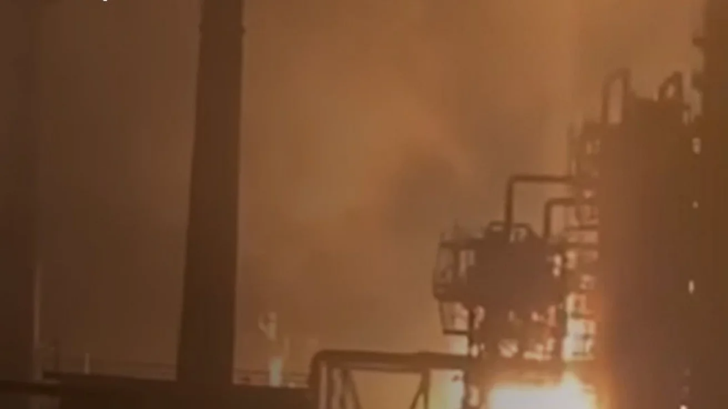 Українські військові вдарили по Рязанському НПЗ та складу боєприпасів на Бєлгородщині