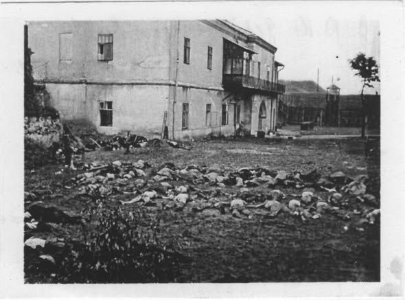 Кривавий червень 1941-го: як радянська влада знищувала своїх в’язнів перед відступом_1