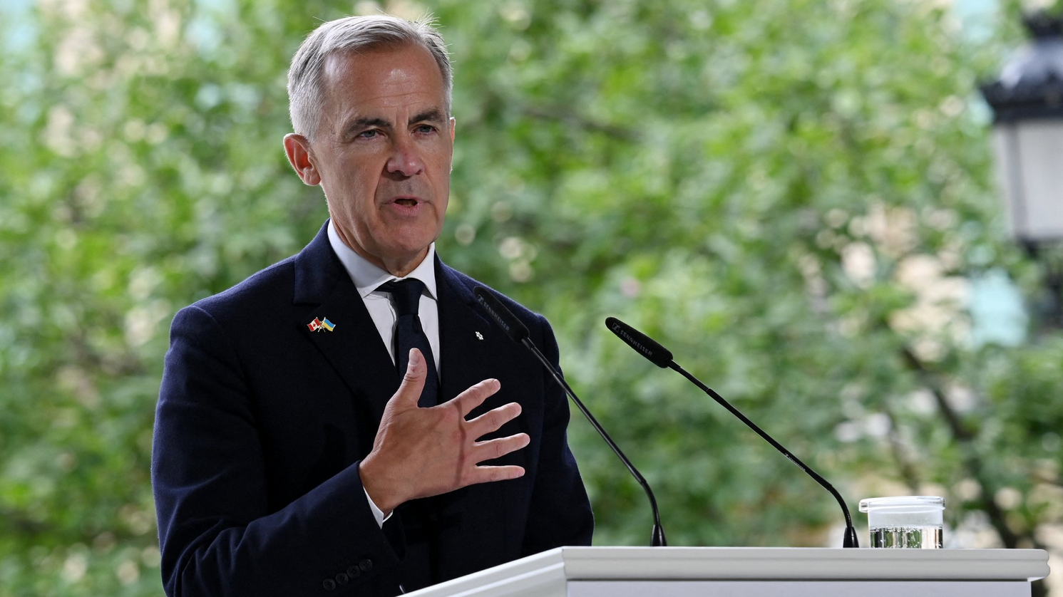 Премʼєр Канади готовий на торгівельні переговори з США попри підвищення мит Трампом