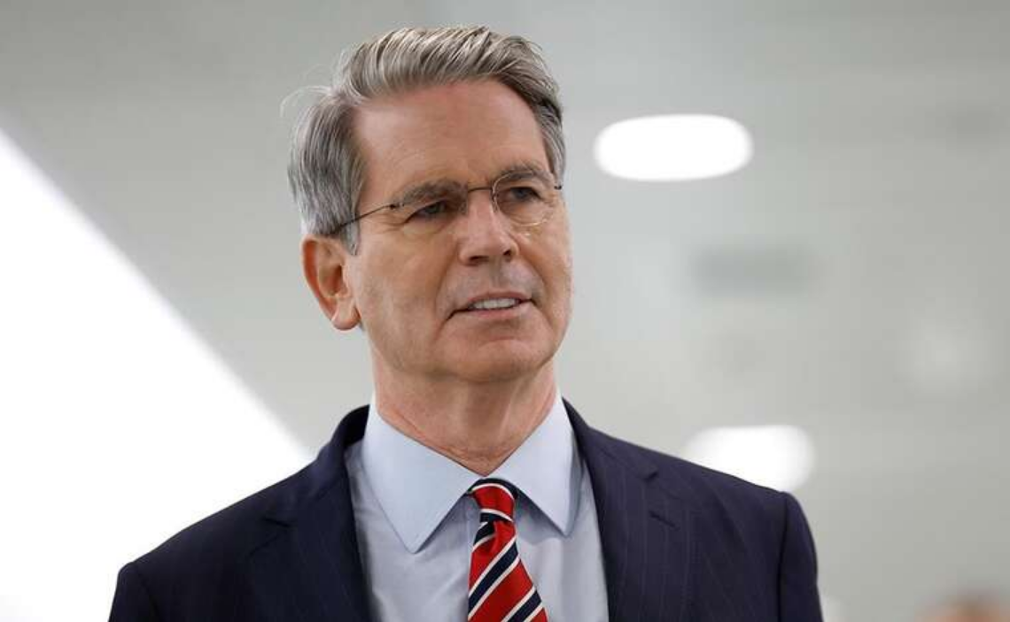 Міністр фінансів США назвав Кирила Дмитрієва «російським пропагандистом»