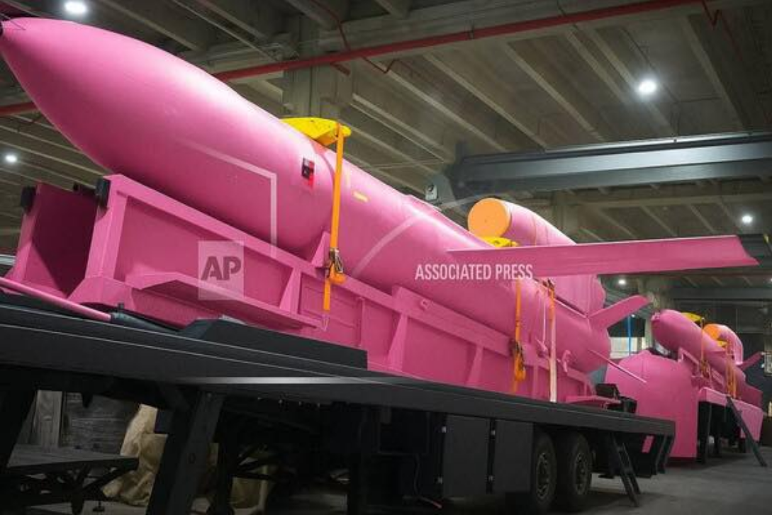 Кліп зняли — ракети немає: як «Фламінго» не полетів