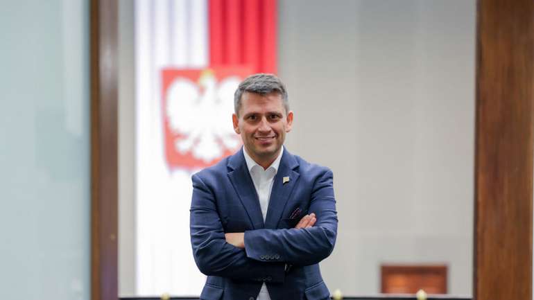 Польський депутат став на захист українських біженців у прямому ефірі TVP