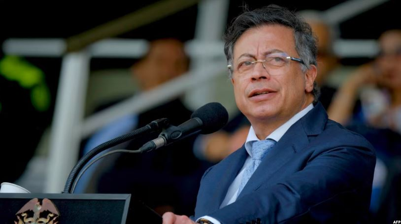 Літак президента Колумбії не зміг дозаправитися в Іспанії