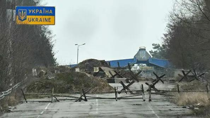 Кордон України повністю паралізований