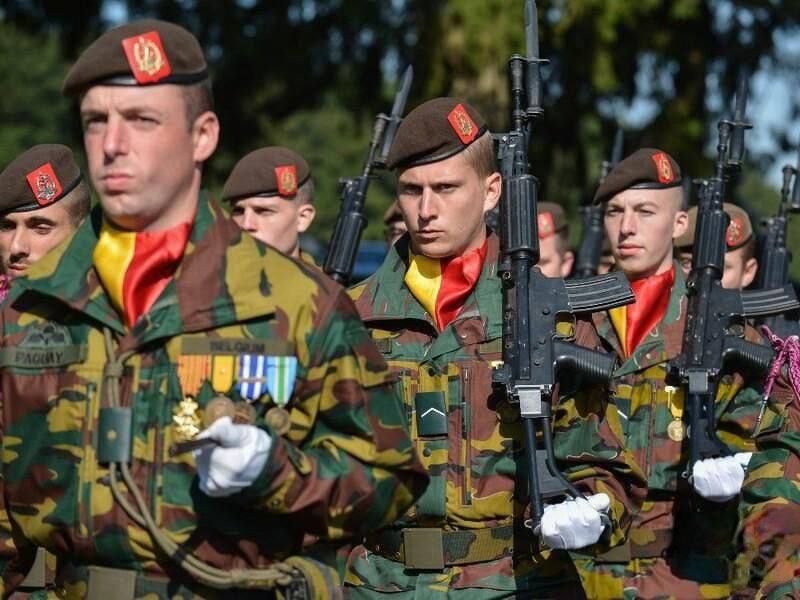 У Бельгії 17-річним підліткам направили листи із закликом добровільно проходити військову службу